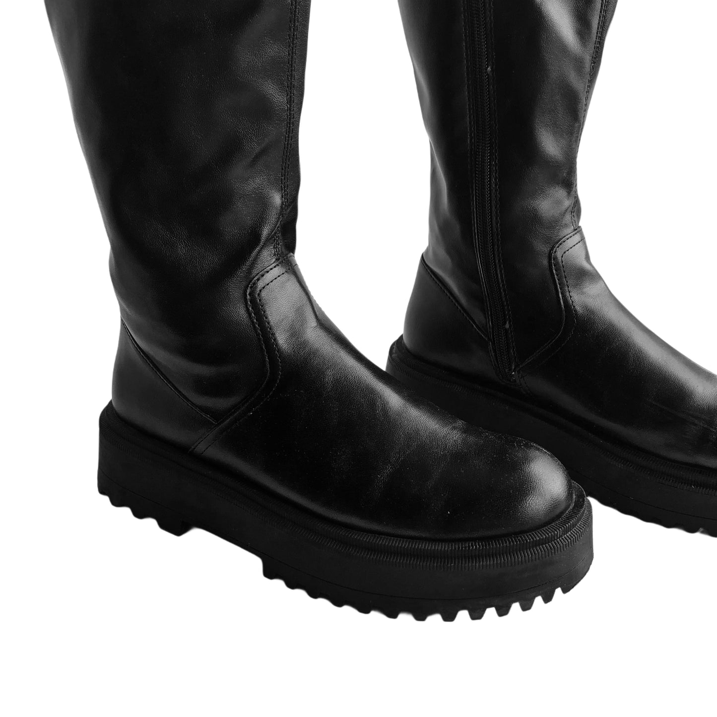 Botas negras con plataforma
