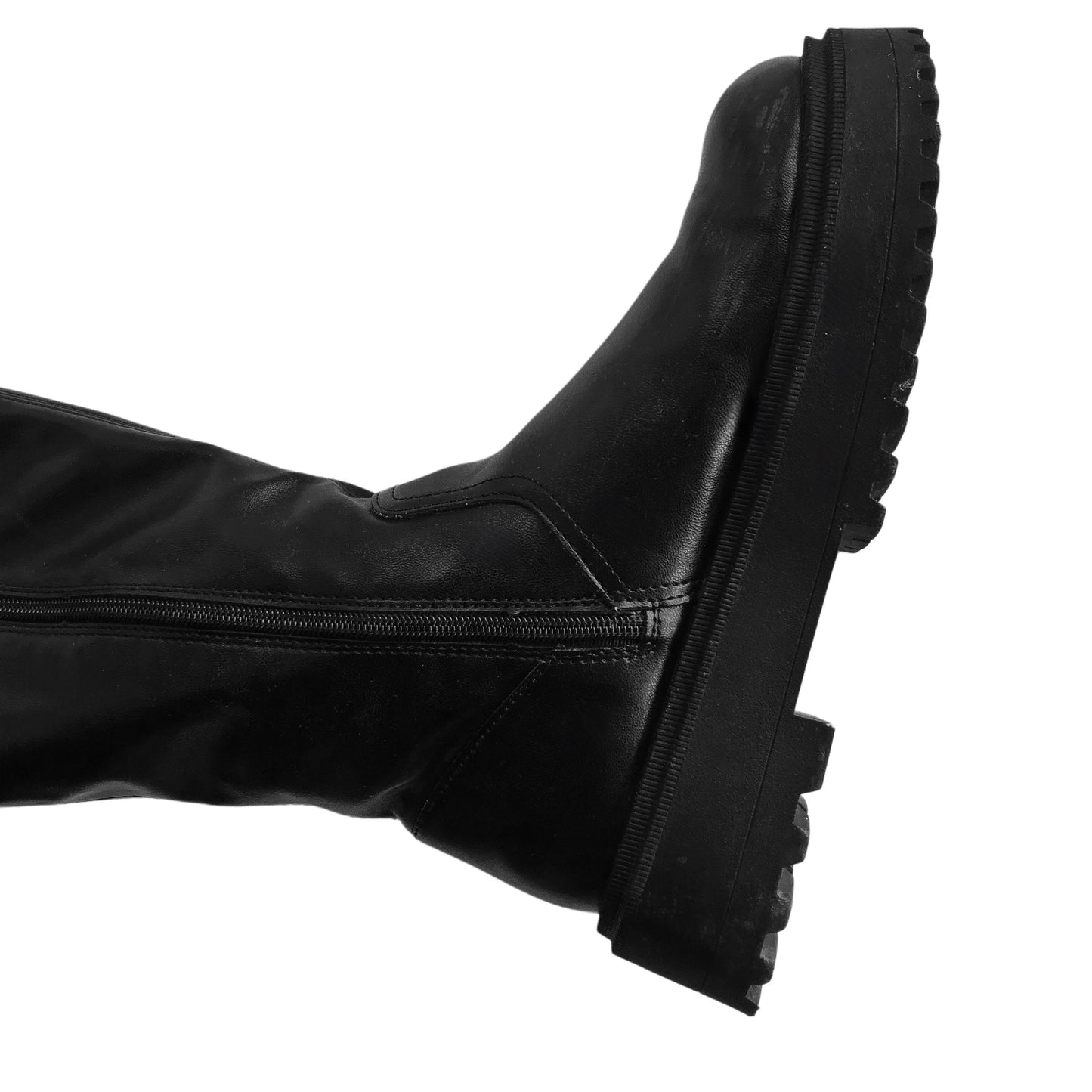 Botas negras con plataforma