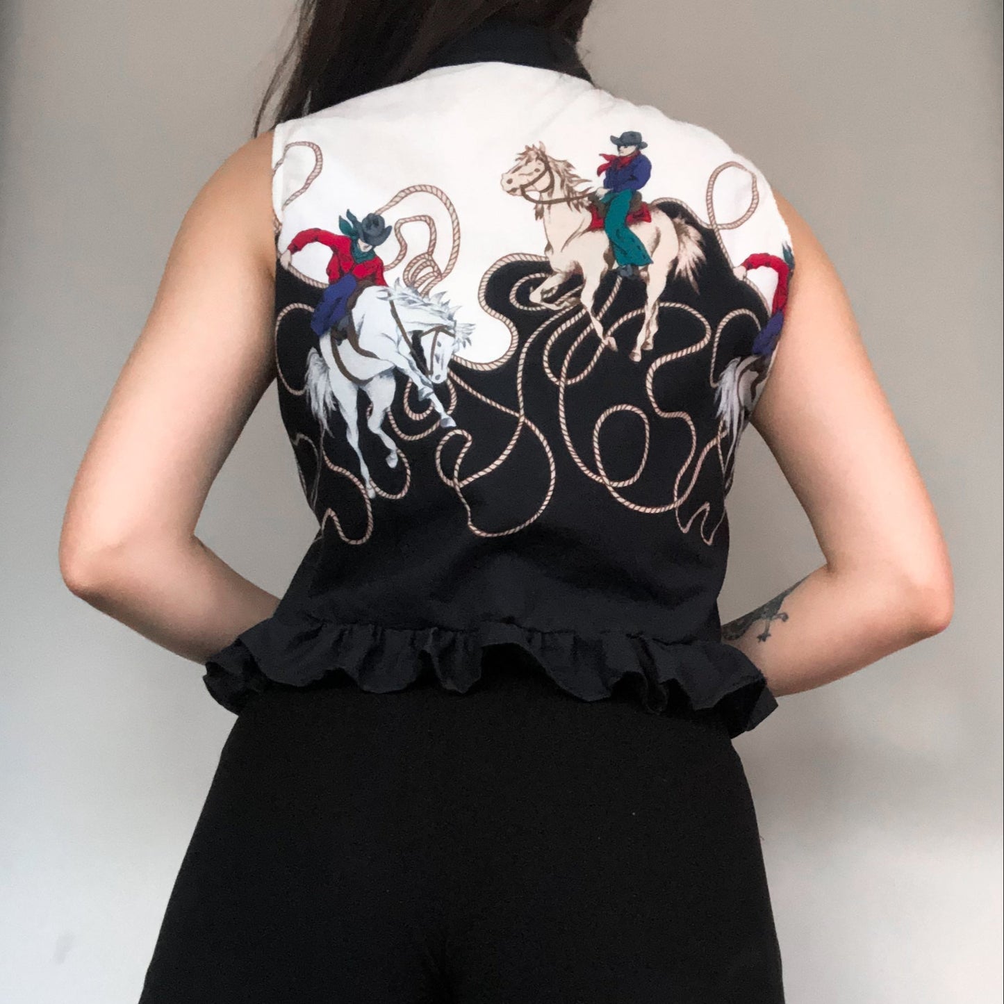 Blusa vintage de caballos upcycling