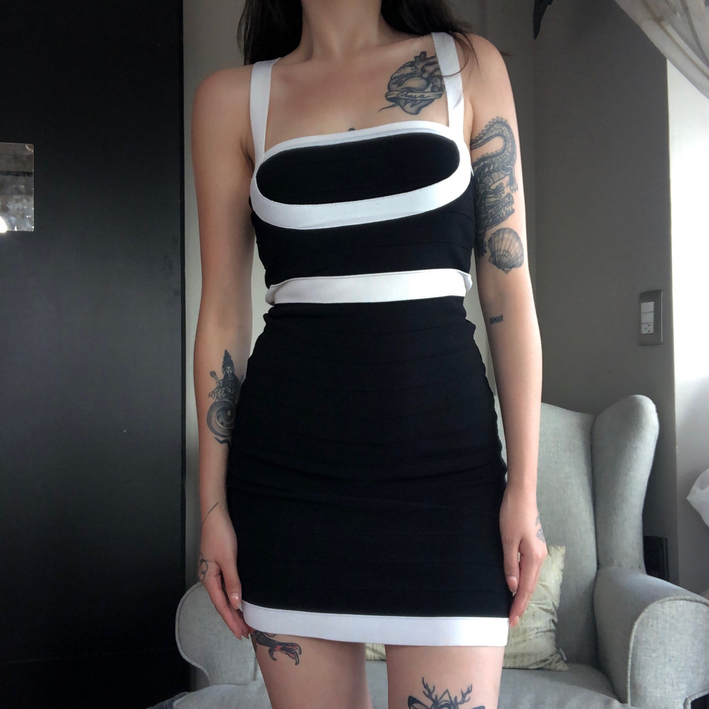 Vestido blanco con negro