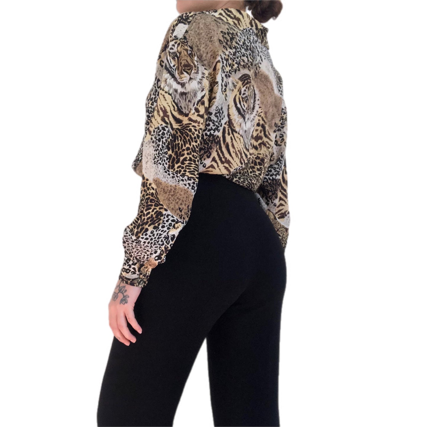 Blusa animal print de seda
