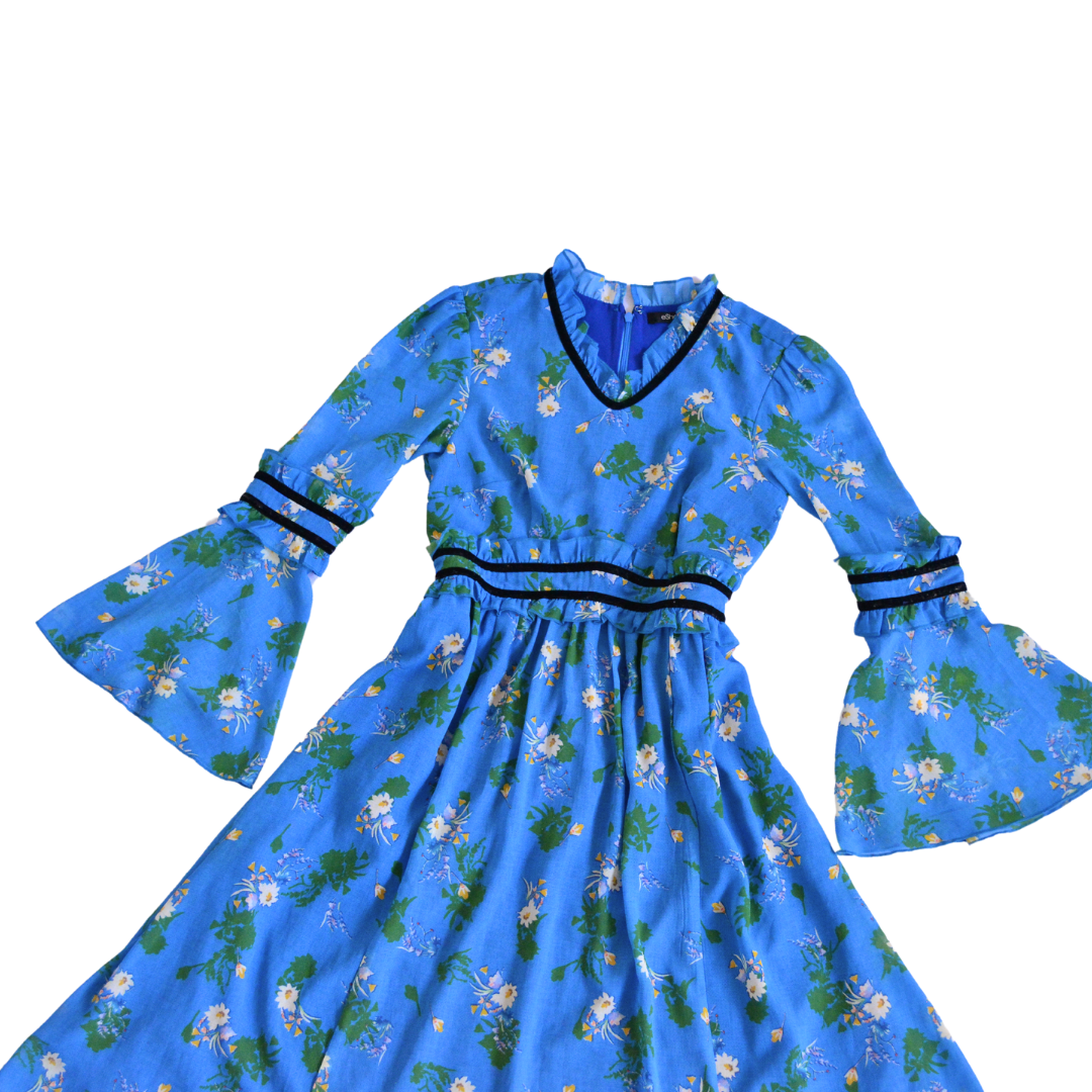 Vestido azul midi de flores