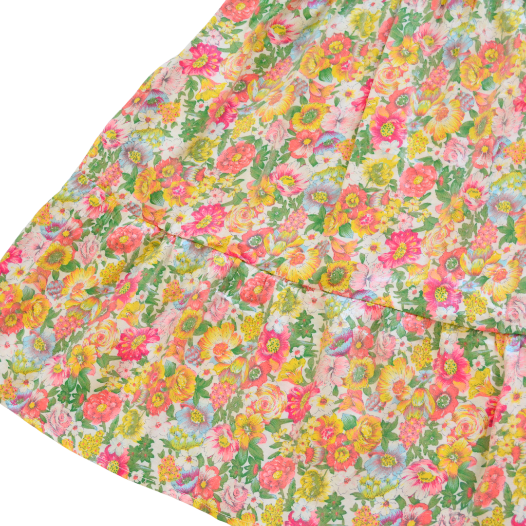Vestido de flores con bolsas