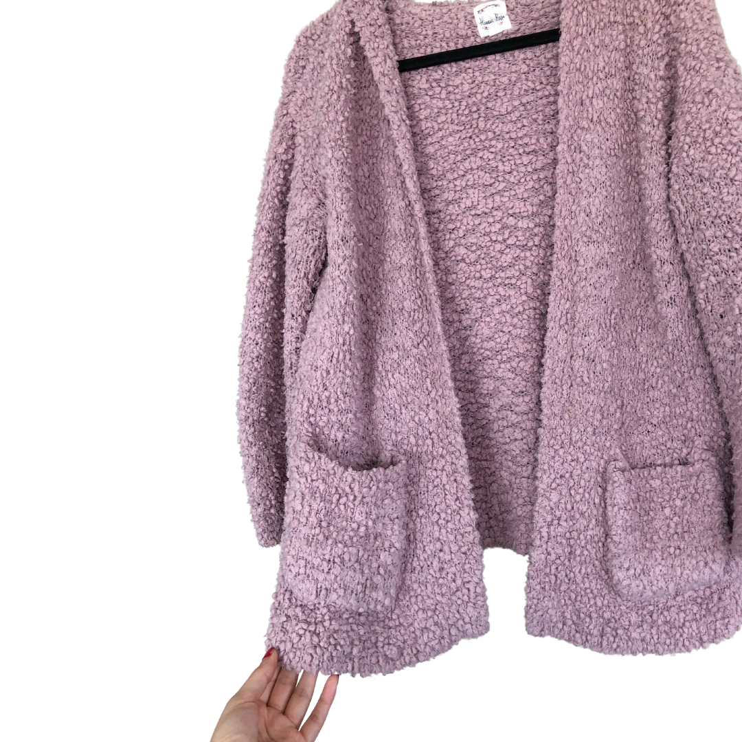 Cardigan rosa con capucha