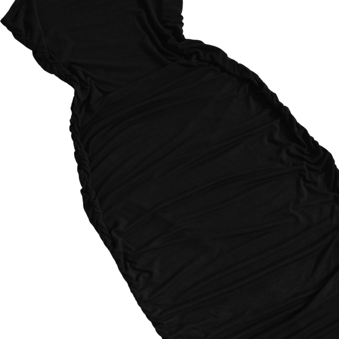 Vestido negro drappeado