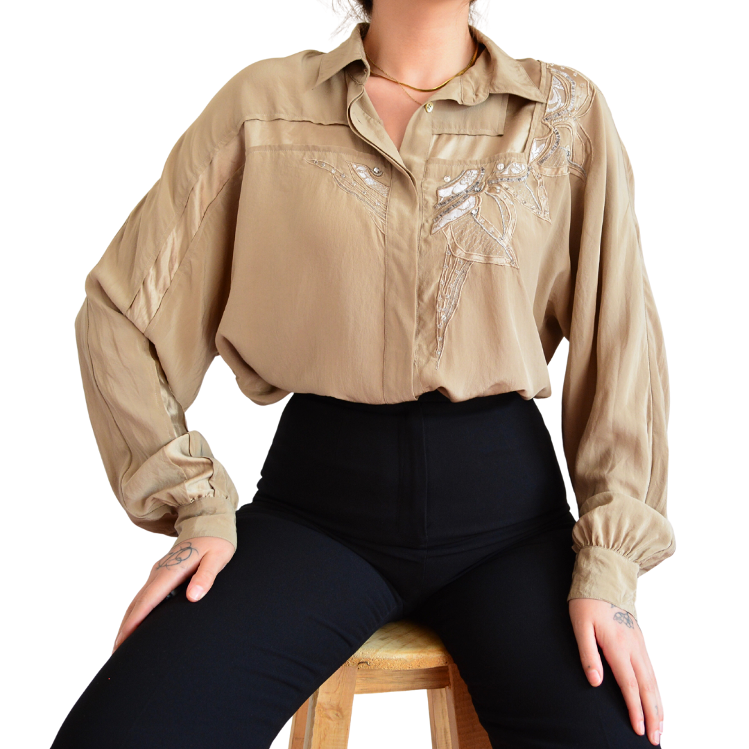 Blusa vintage de seda con bordado