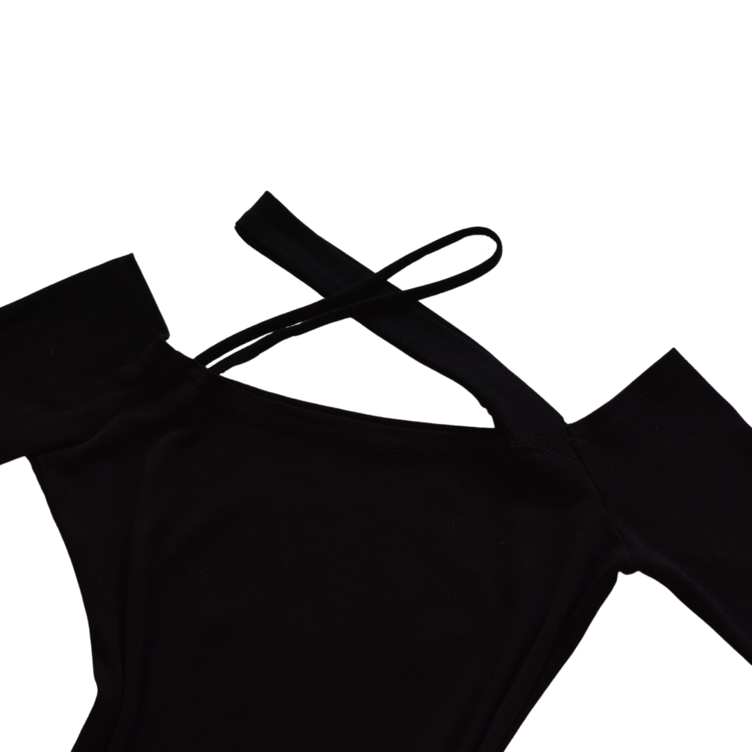 Vestido negro off shoulder