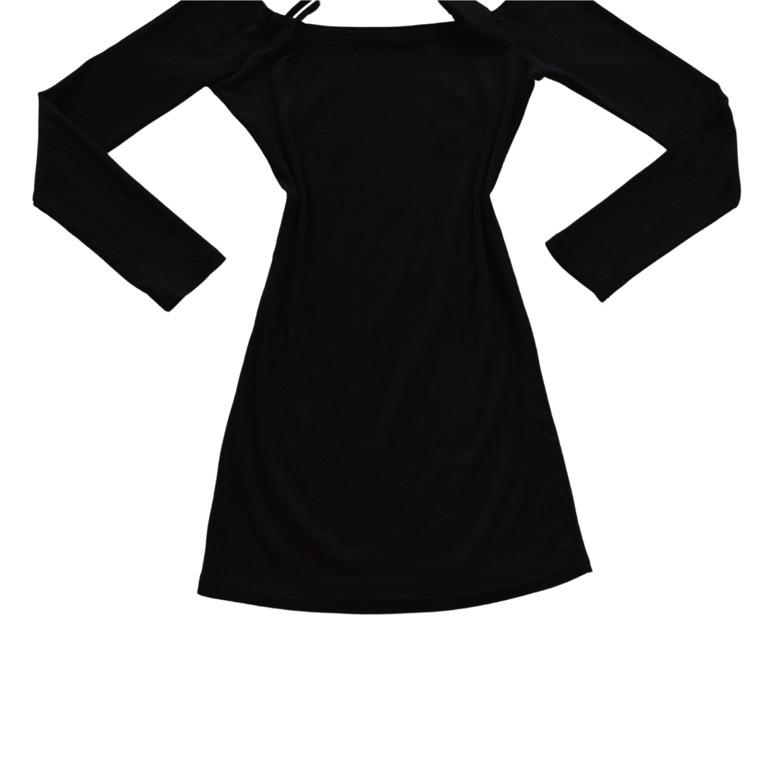 Vestido negro off shoulder
