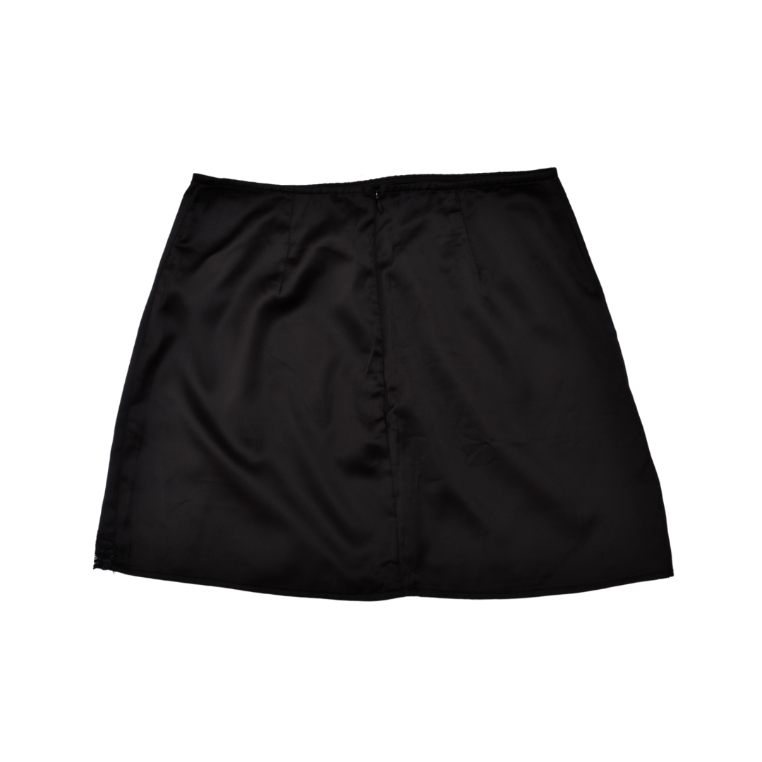 Miniskirt negra satin con abertura