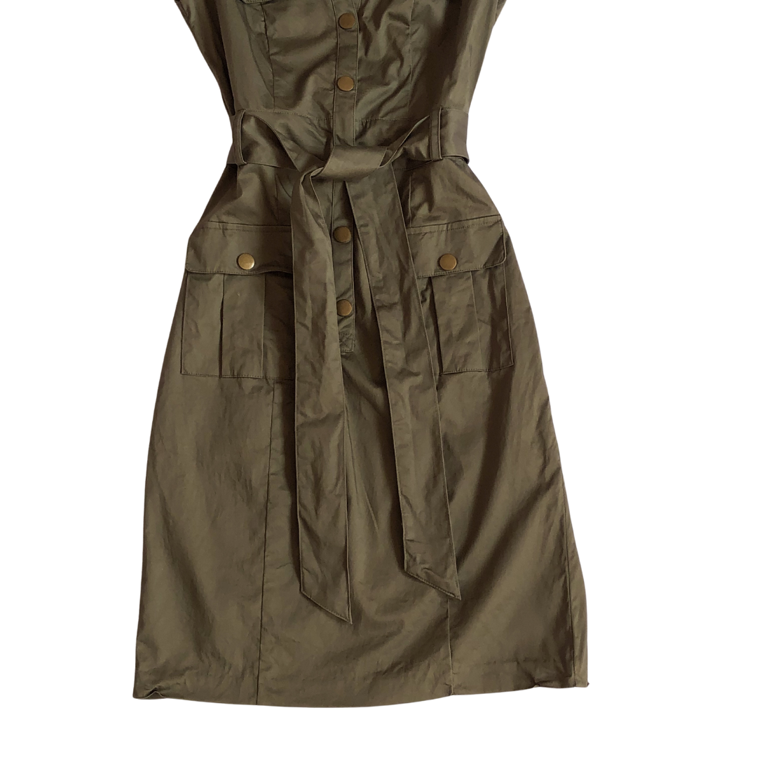 Vestido verde oliva con botones