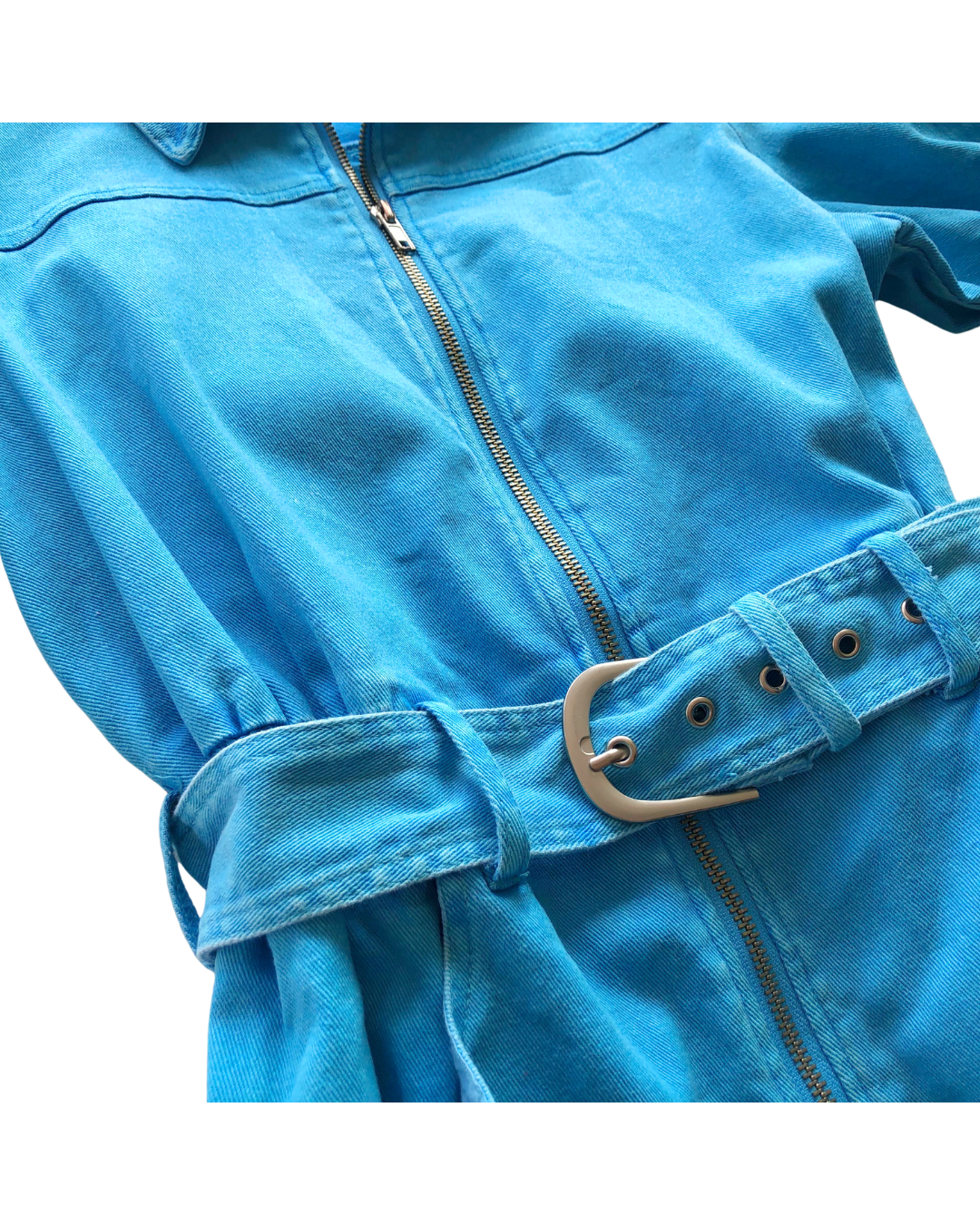 Vestido denim azul con cinturón