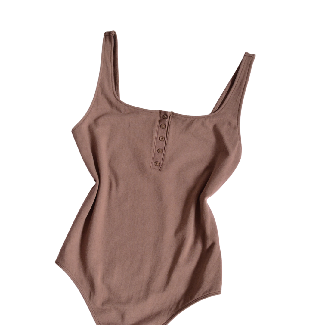 Bodysuit café de botones