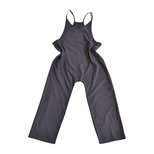 Overol gris con bolsas