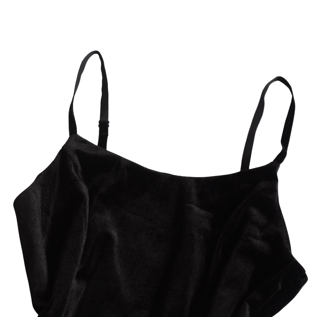 Vestido negro de terciopelo