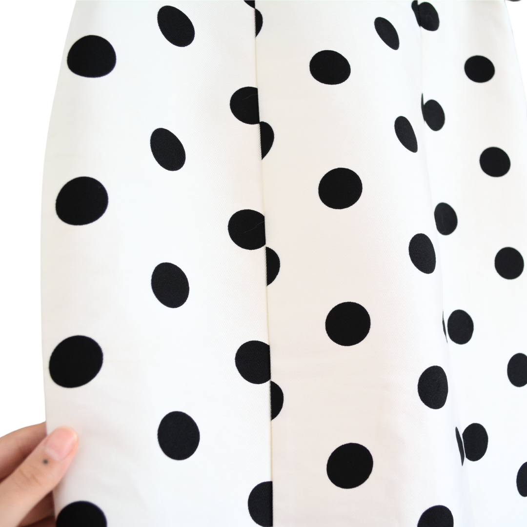 Falda blanca polka dots