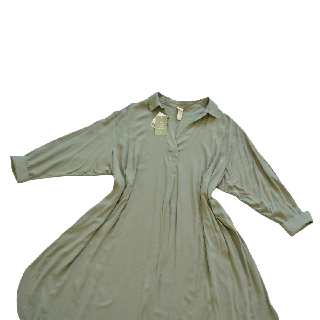 Vestido verde pálido