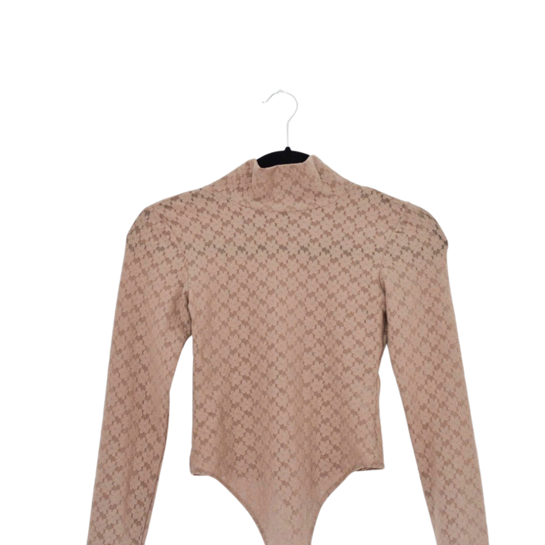 Bodysuit café con flores y transparencias