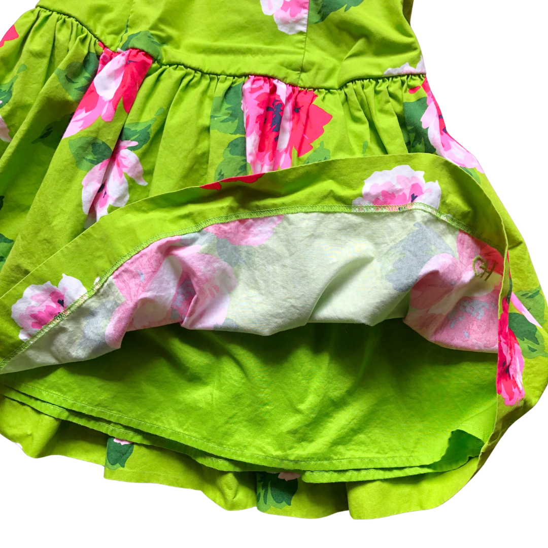 Vestido verde con rosas