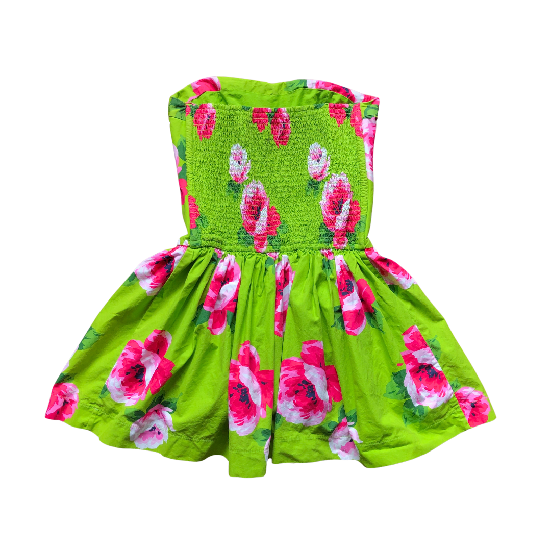 Vestido verde con rosas