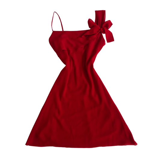 Vestido rojo con moño