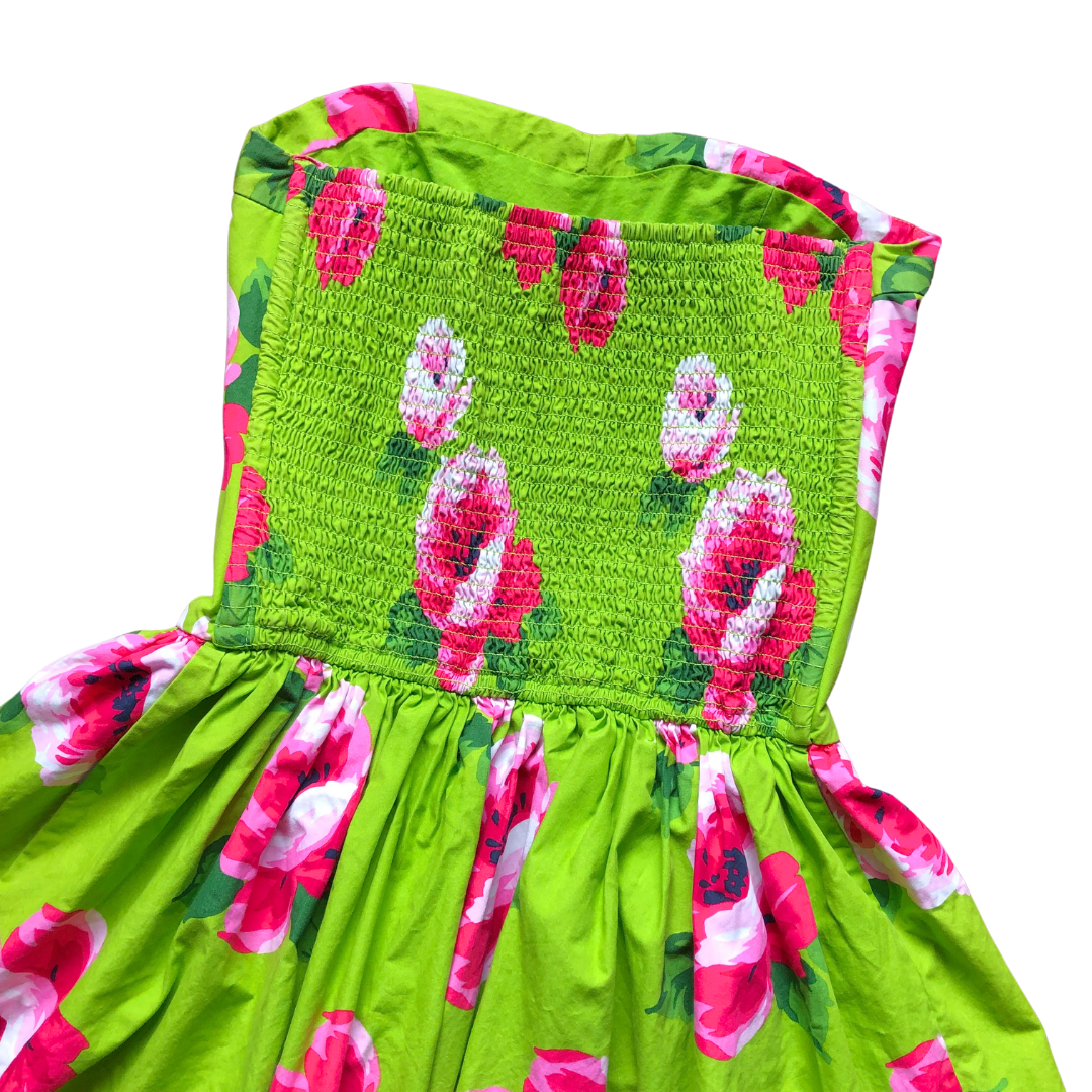 Vestido verde con rosas