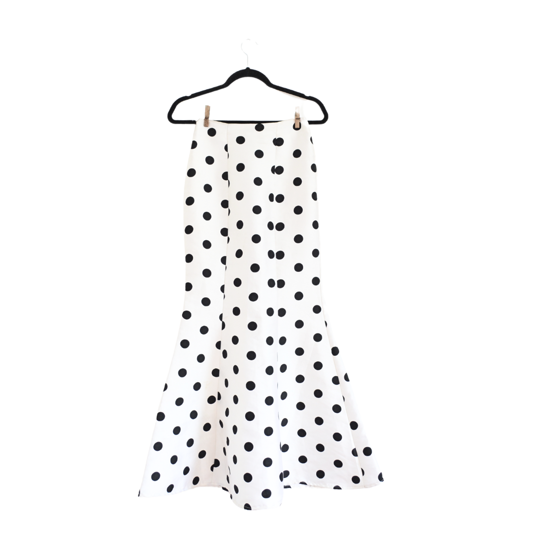 Falda blanca polka dots