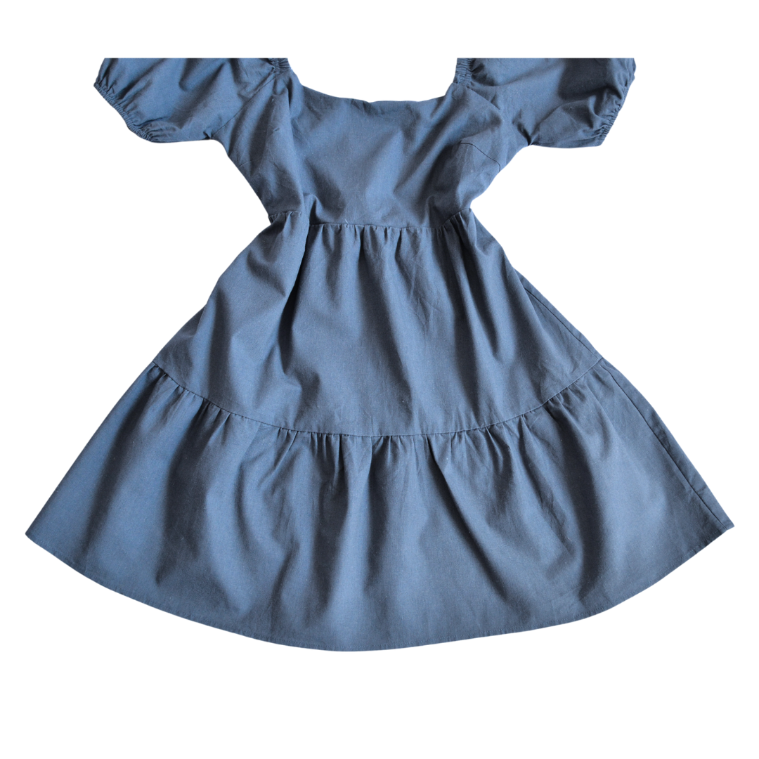 Vestido azul con manga de globo