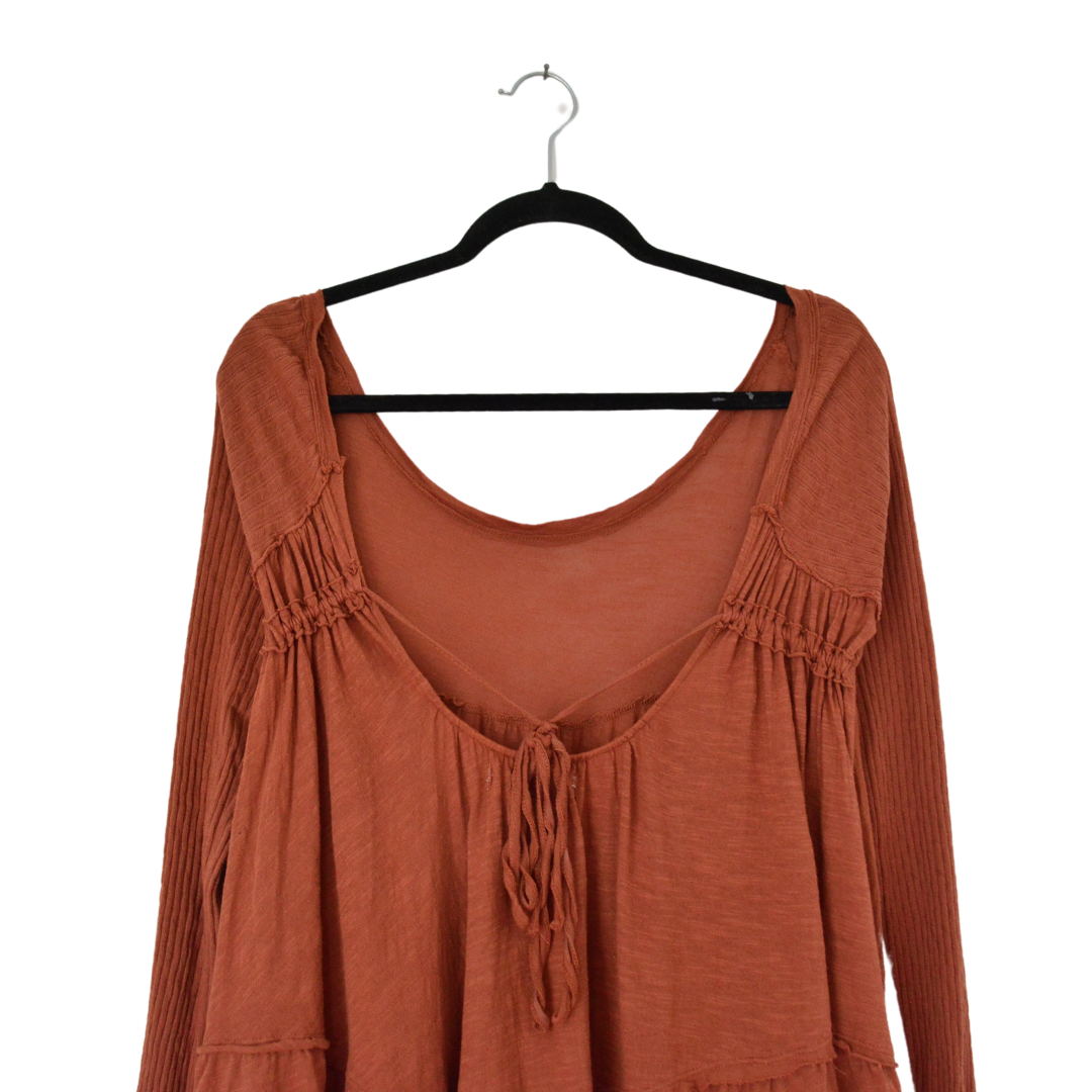 Blusa de holanes y escote