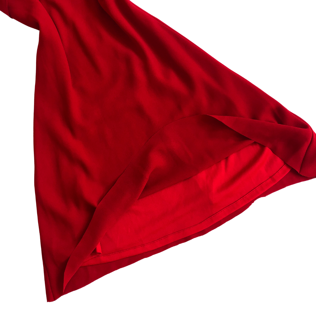 Vestido rojo con moño