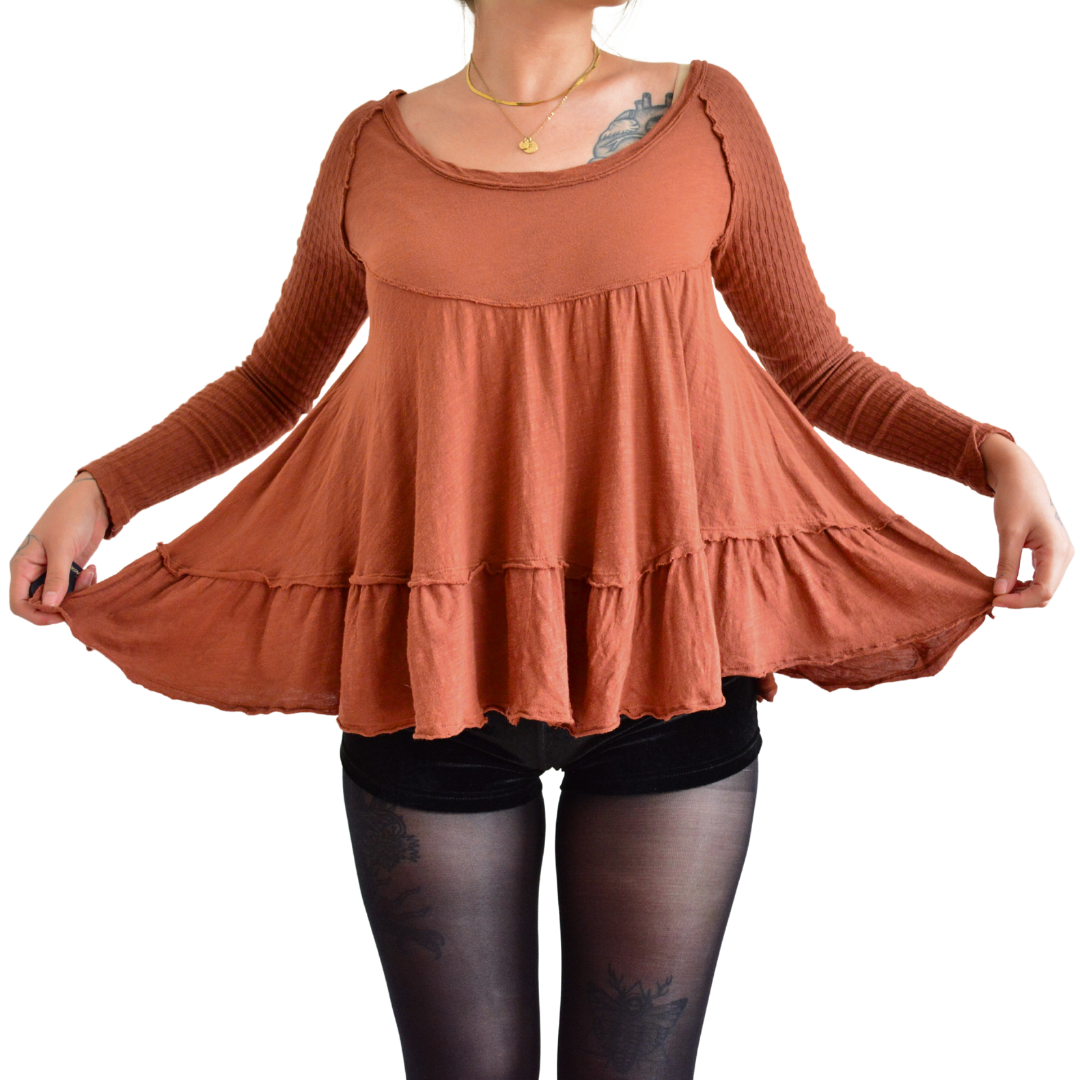 Blusa de holanes y escote