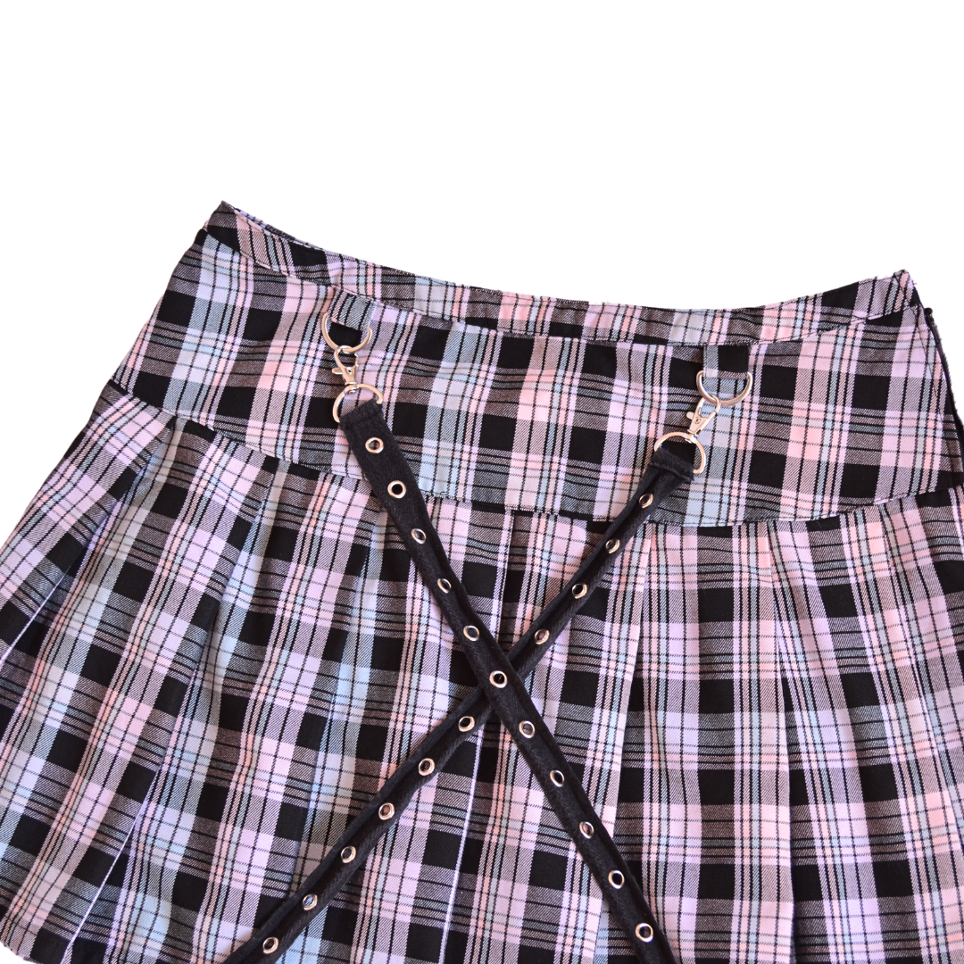 Falda plaid punk rosa pastel con tiras