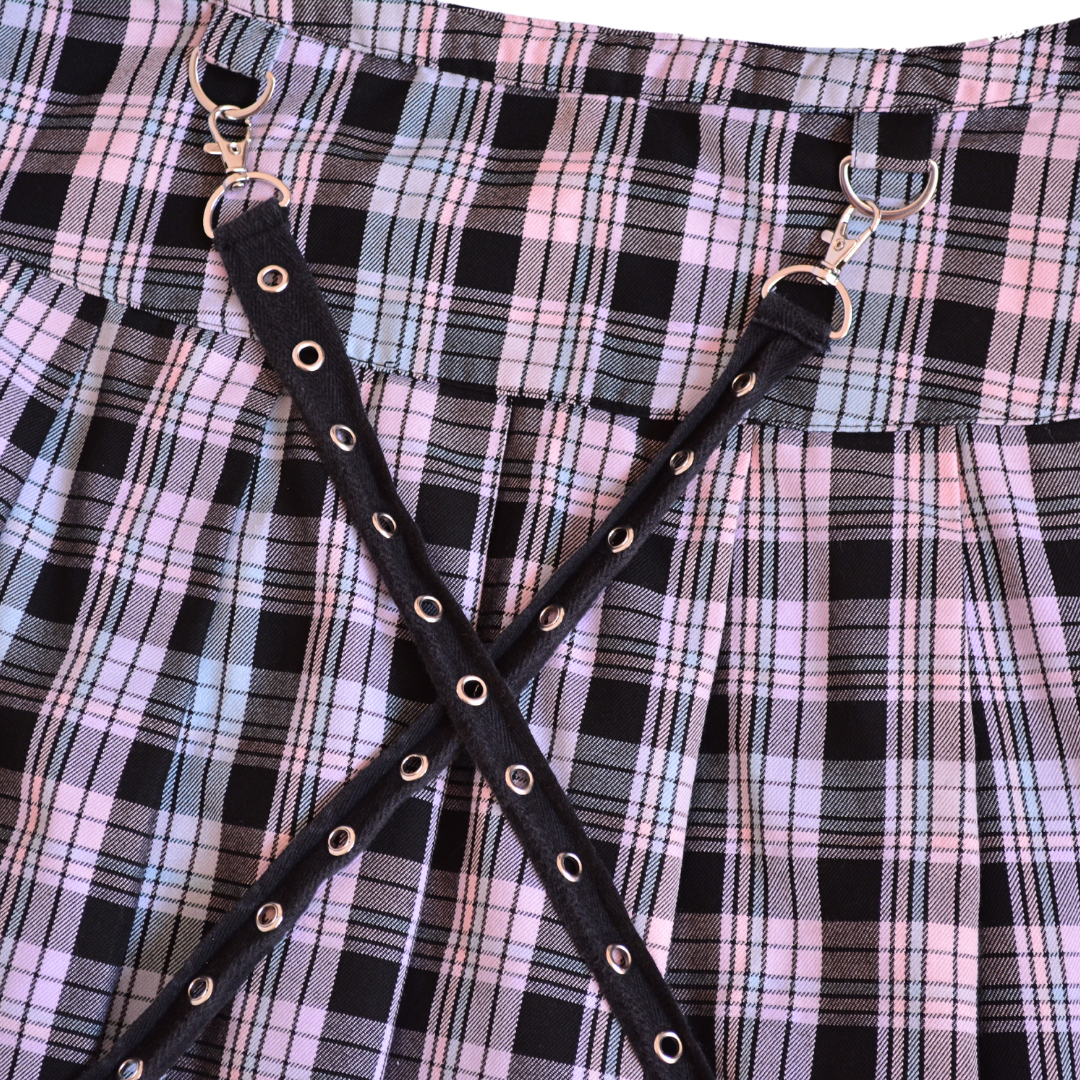 Falda plaid punk rosa pastel con tiras