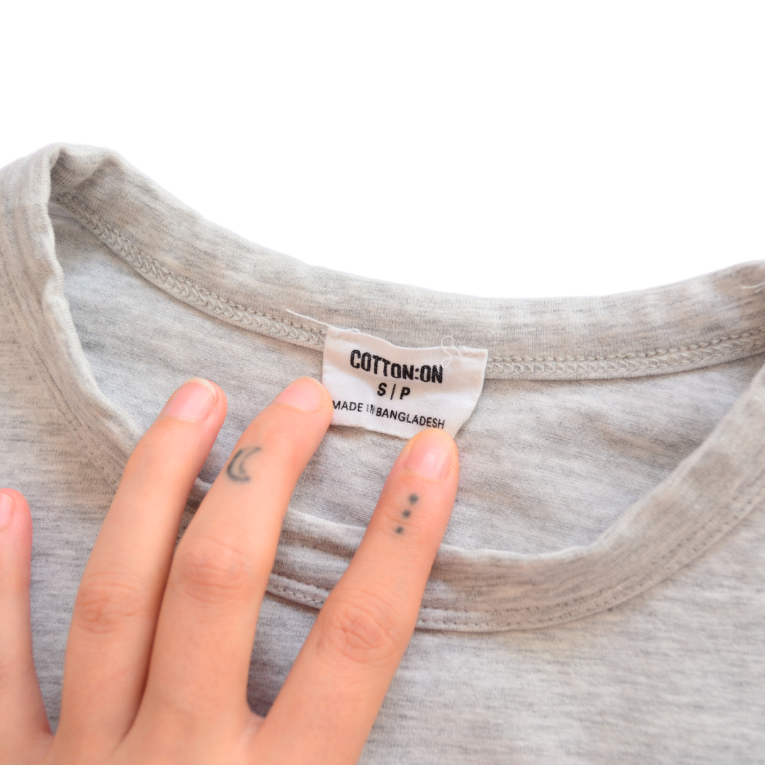 Top liso gris de algodón