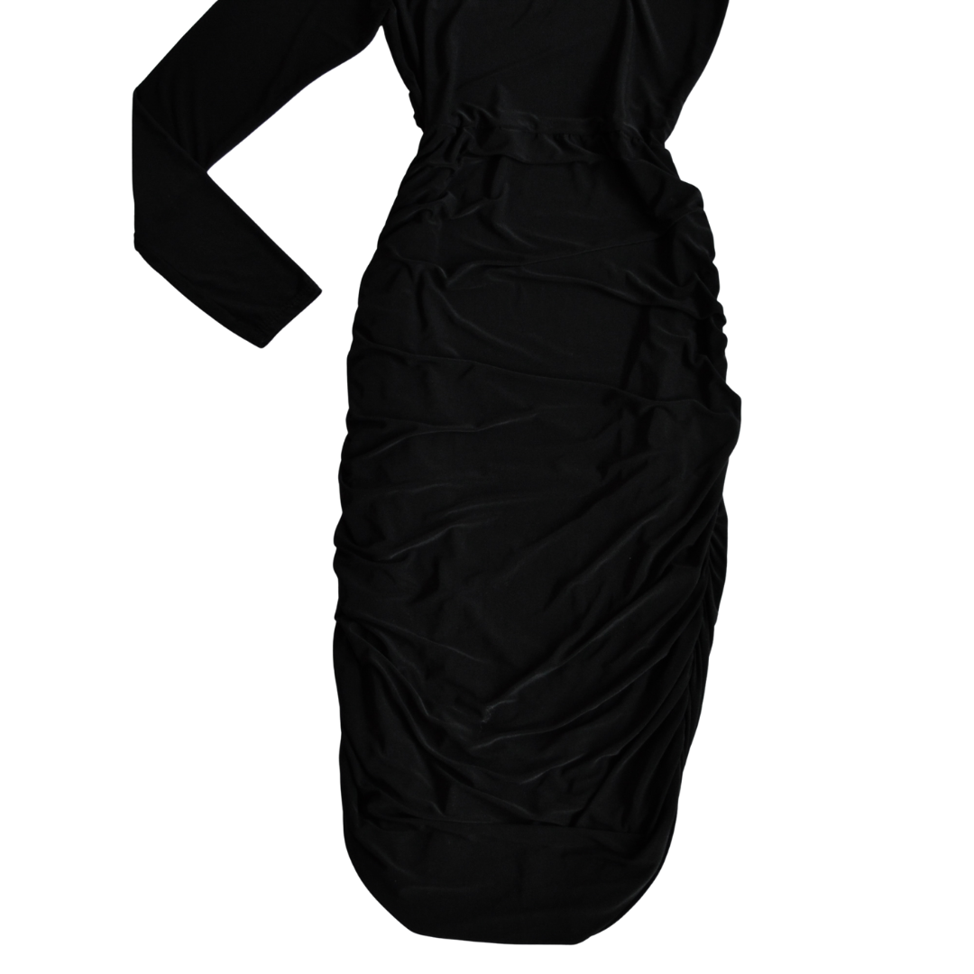 Vestido negro one shoulder