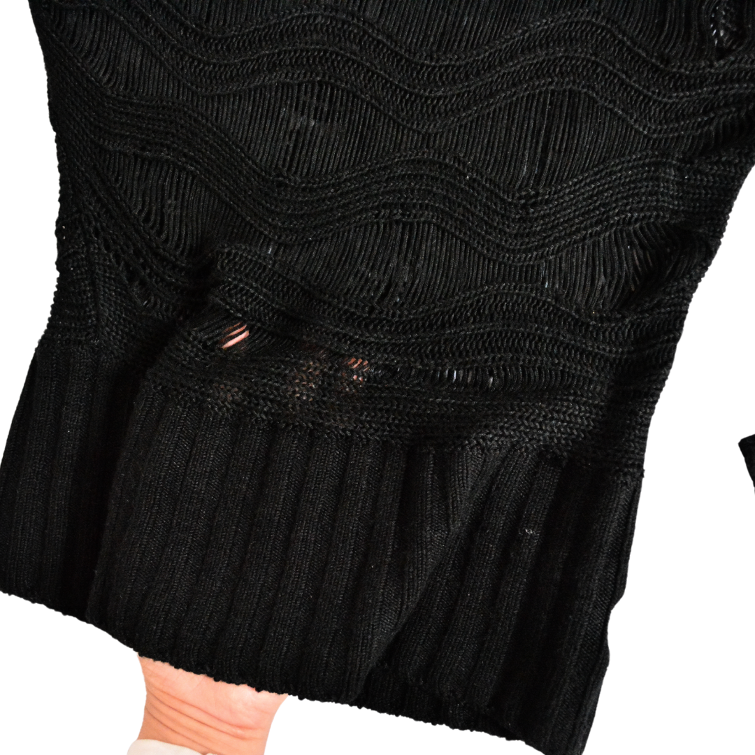Suéter negro Guess off shoulder