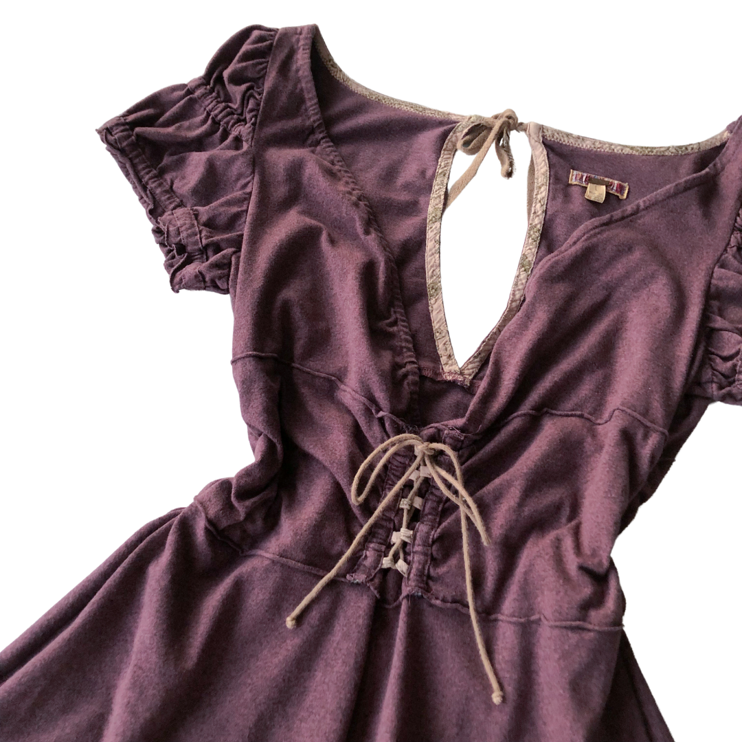 Vestido purpura cierre corset