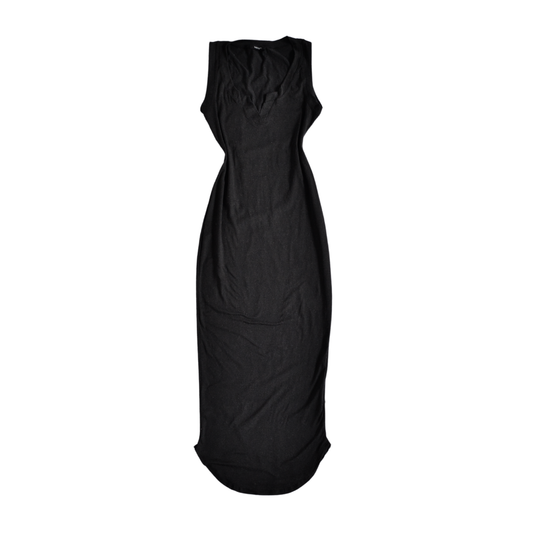 Vestido largo negro entallado