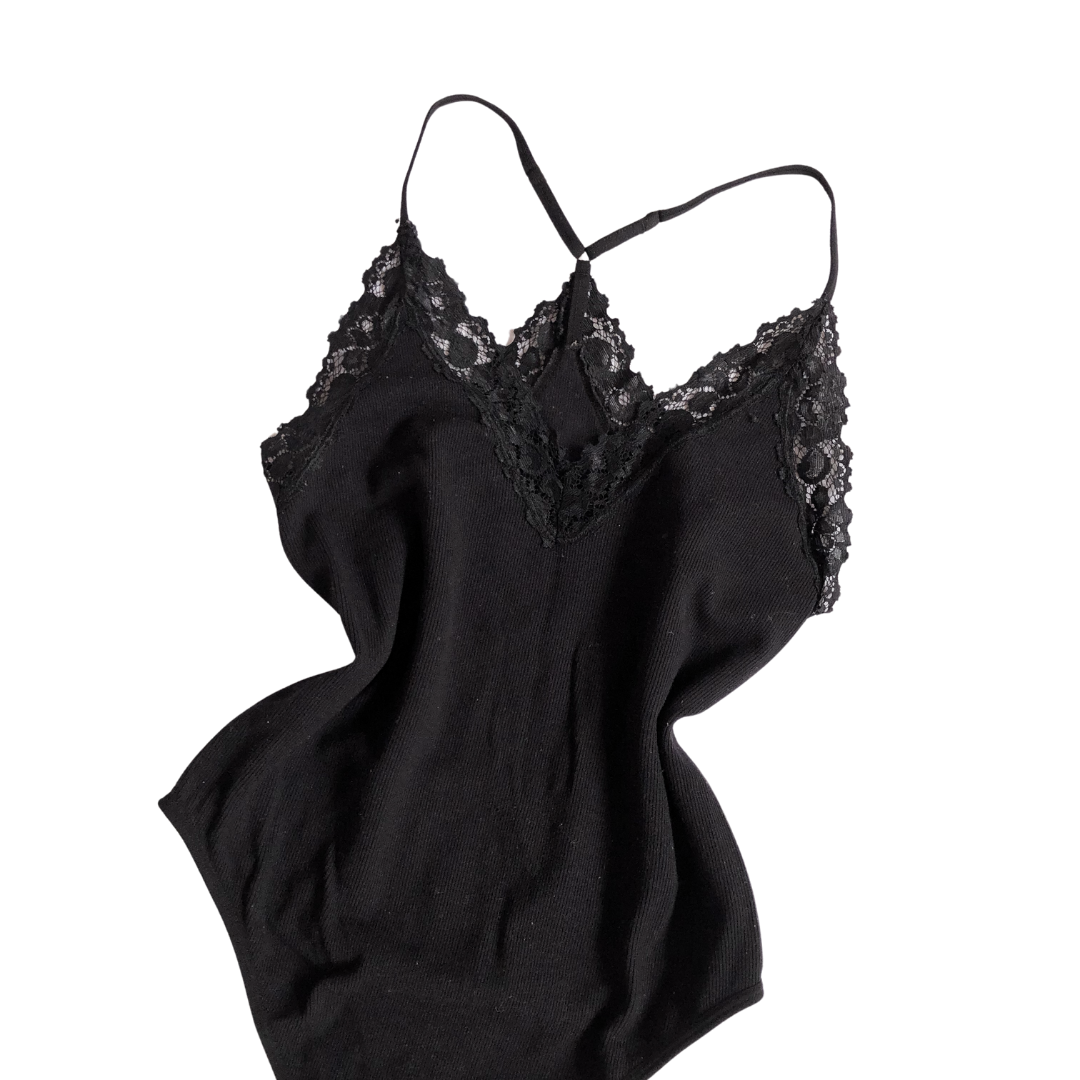 Bodysuit negro con encaje