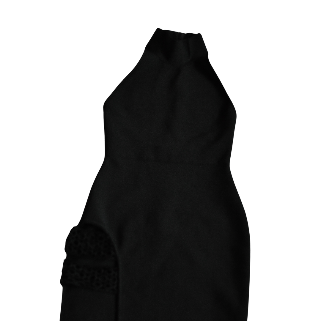 Vestido largo negro con abertura