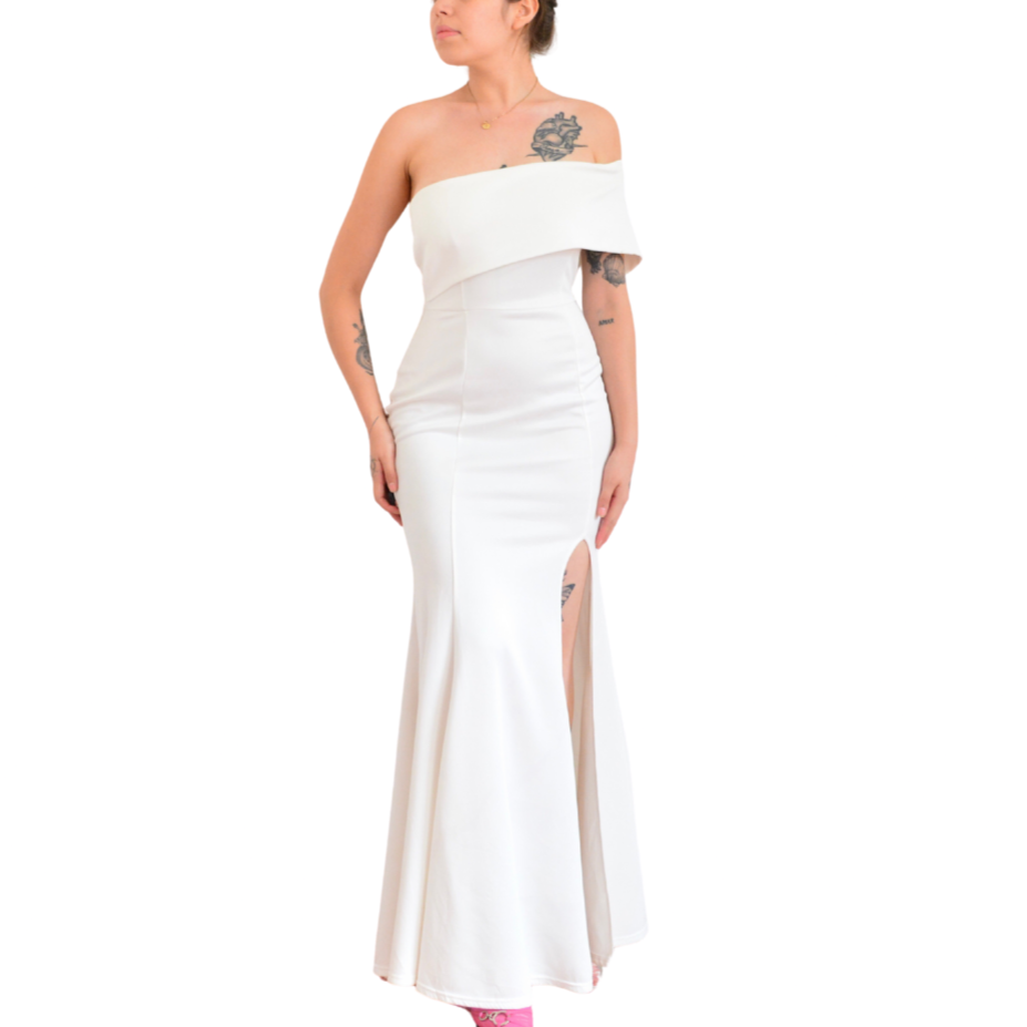 Vestido perla largo con abertura