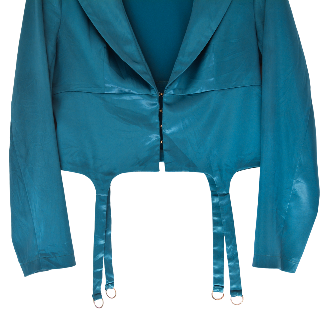 Blusa azul satinada
