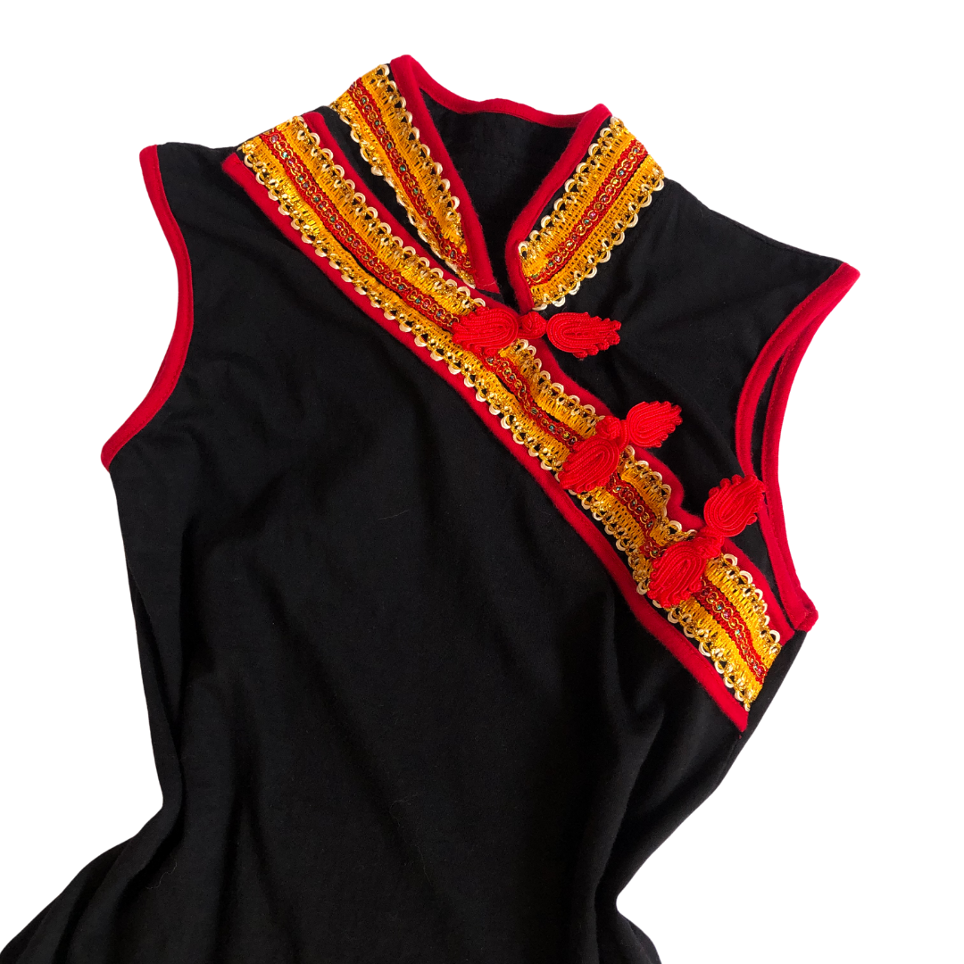 Blusa oriental negro con rojo