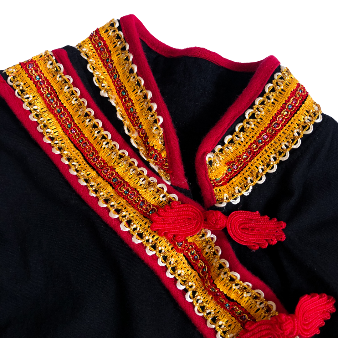 Blusa oriental negro con rojo