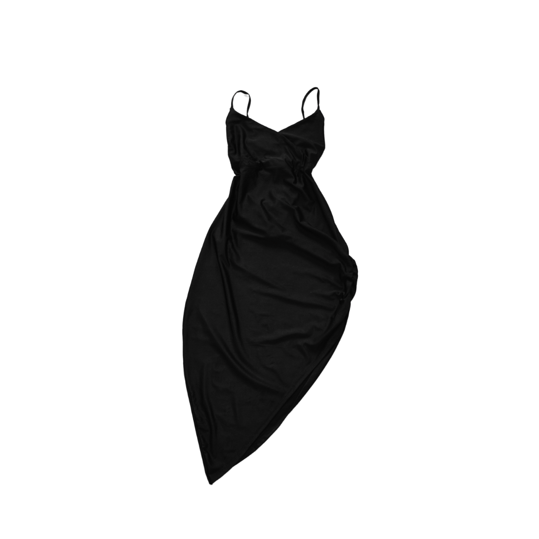 Vestido negro con escote cruzado