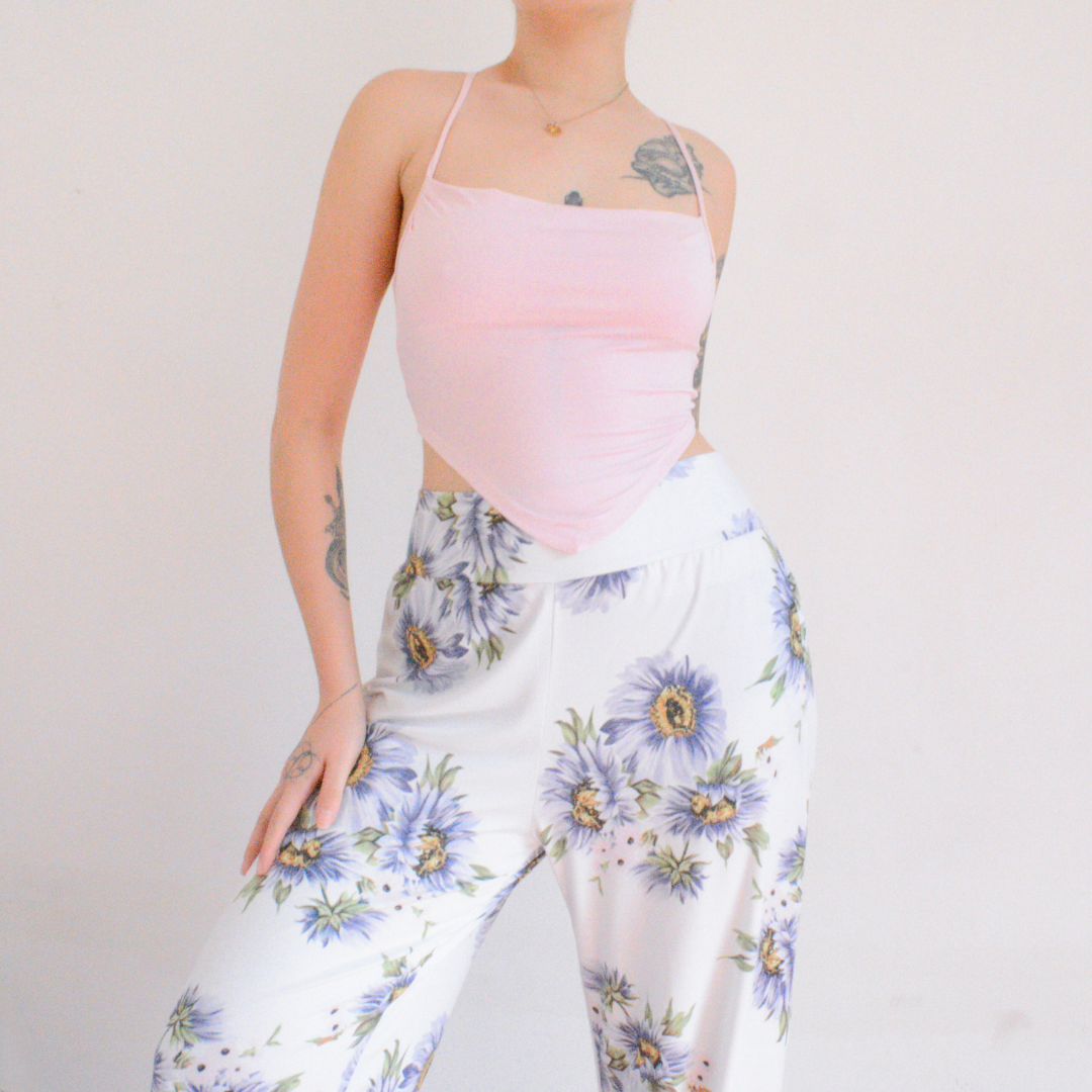 Top rosa con escote