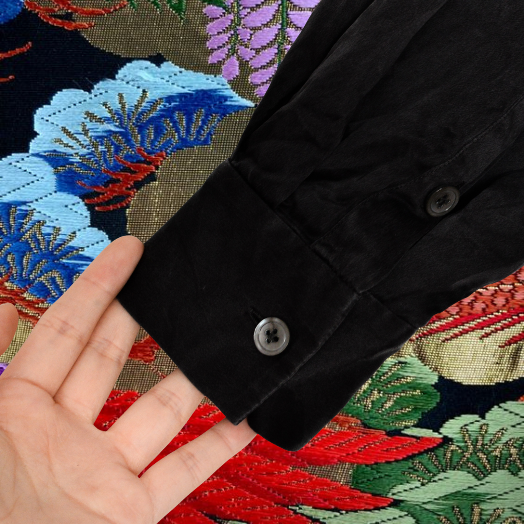 Blusa negra seda