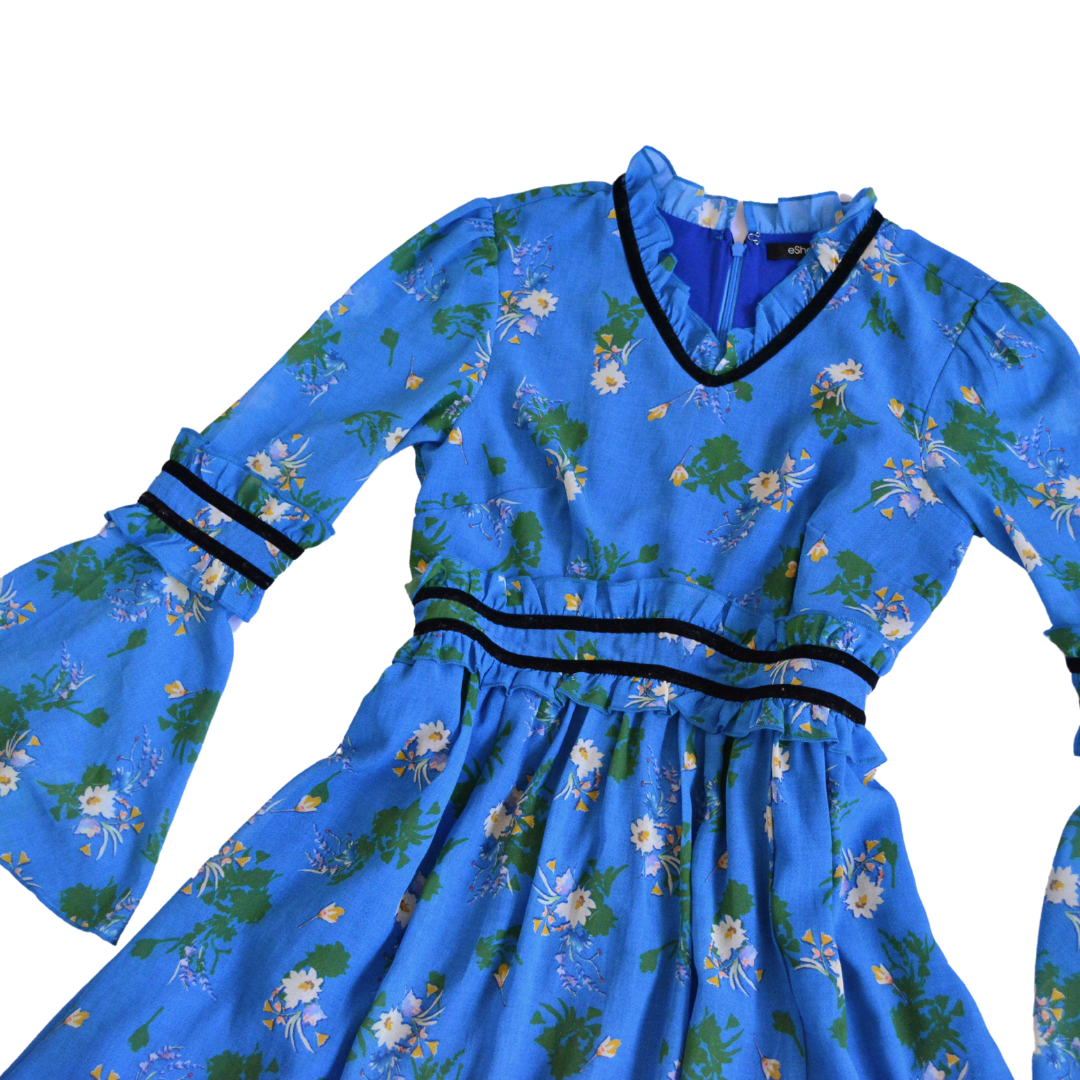 Vestido azul midi de flores