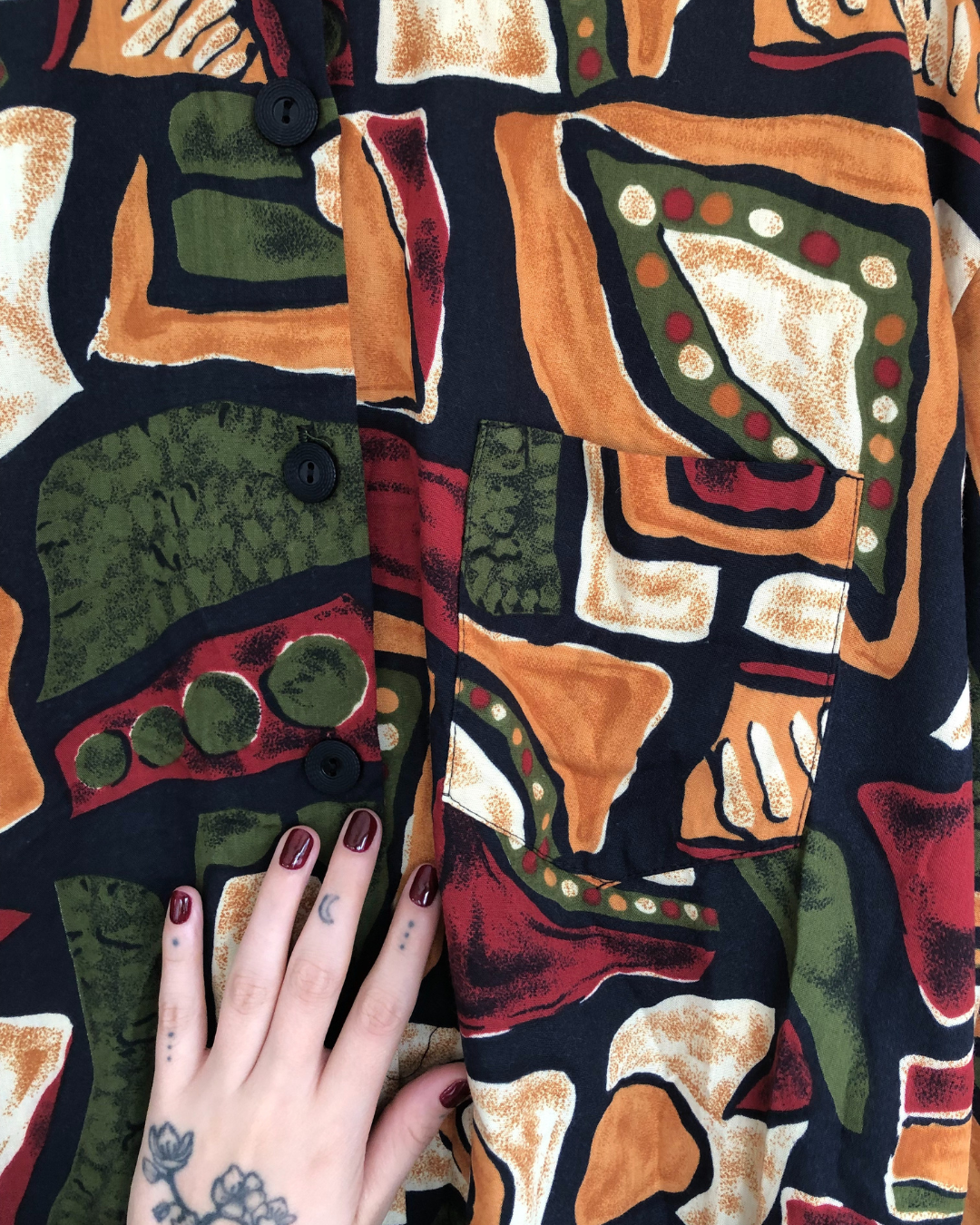 Camisa 80s abstracta