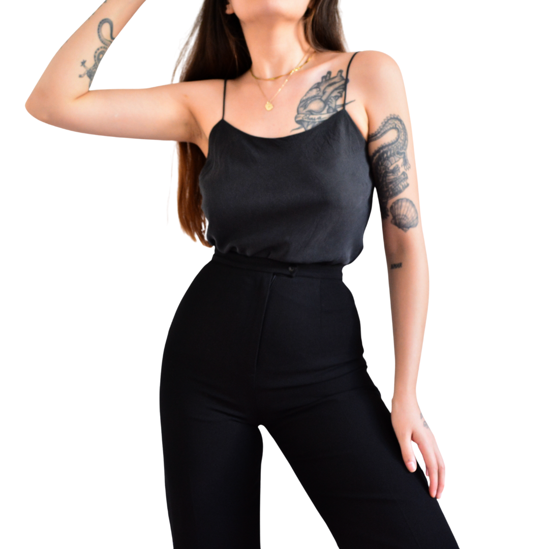 Blusa negra de seda
