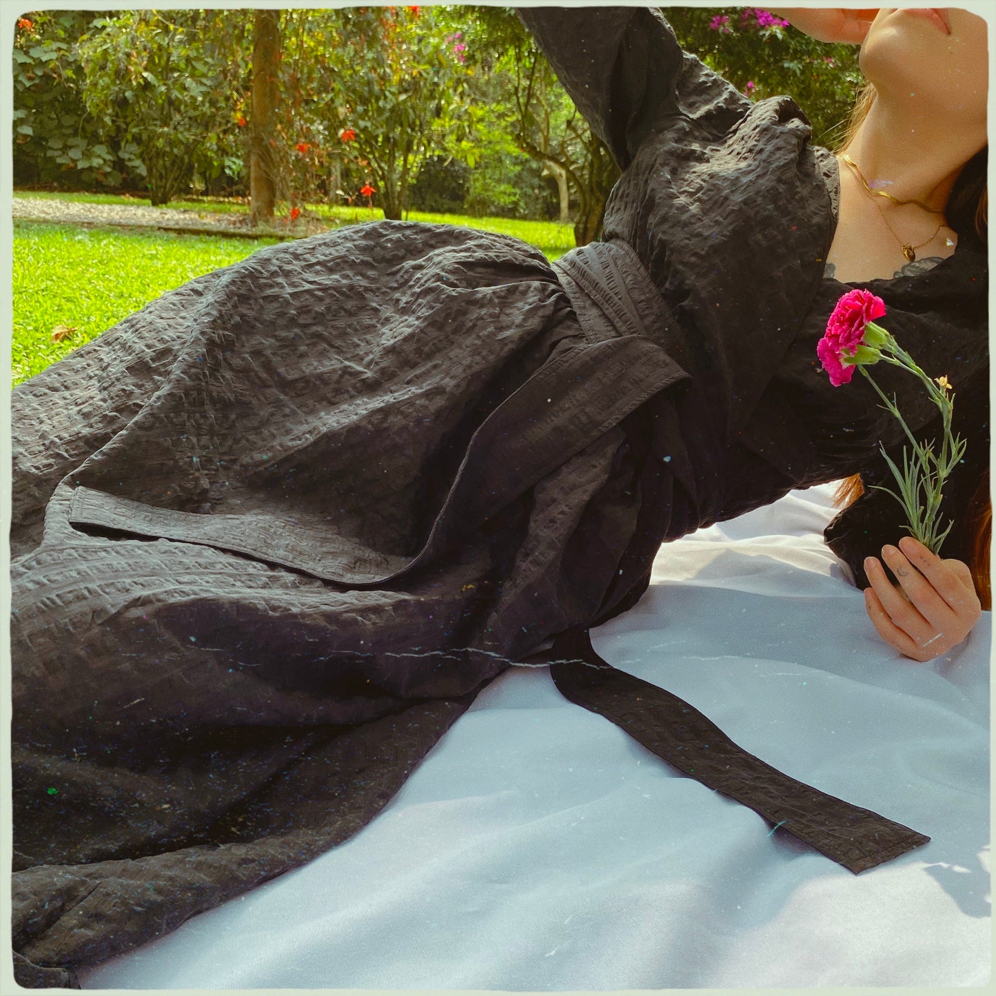 Vestido negro midi wrapped